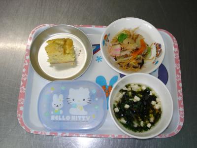 かたやきそば☆すまし汁☆バナナヨーグルトケーキ