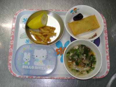 魚の春巻き☆プルーン☆けんちん汁★バナナ・きなこマカロニ