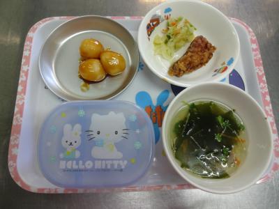 竜田揚げ☆蒸し野菜☆わかめスープ★チーズ白玉