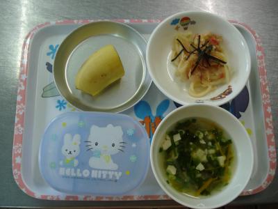 サラダうどん☆バナナ☆すまし汁