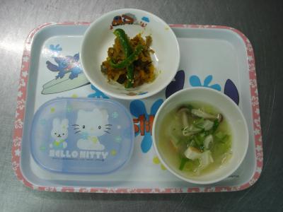 五目キンピラ☆果物☆味噌汁