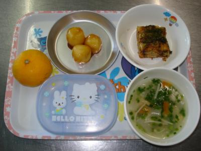お好み焼き☆味噌汁☆みかん★チーズ白玉