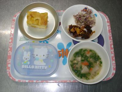 レバーのアーモンド和え☆ゆかり和え☆ごまみそ汁★柿のケーキ★