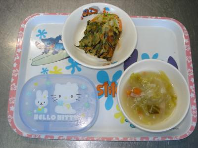 簡単キッシュ☆白菜サラダ☆味噌バタースープ