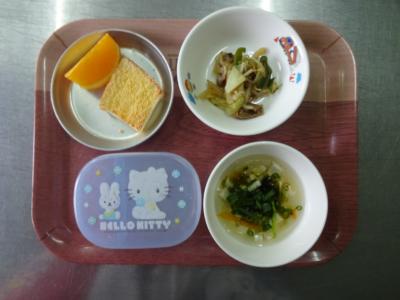 スタミナ焼肉☆すまし汁☆果物★チーズラスク