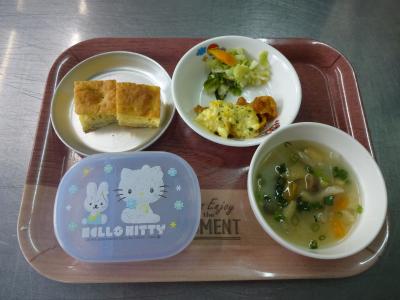 チキン南蛮☆蒸し野菜☆味噌汁★バナナケーキ
