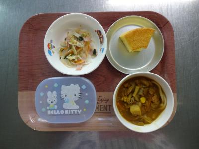 カレーうどん☆酢の物★シフォンケーキ