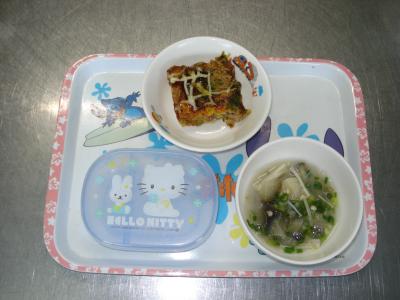 お好み焼き☆みそ汁☆りんご