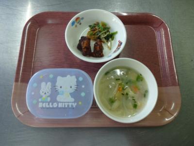 レバーのオーロラソース和え☆ゴマ和え☆味噌汁
