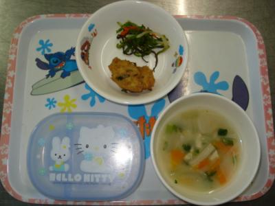豆腐の揚げ団子☆昆布和え☆味噌汁