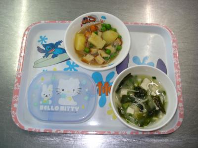 肉じゃが☆みそ汁☆チーズ