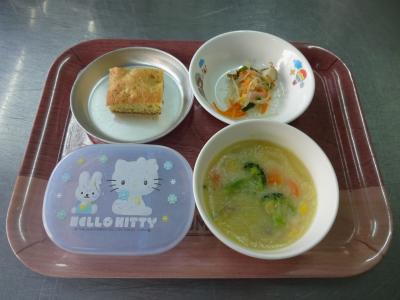 コーンシチュー☆酢の物★バナケーキ