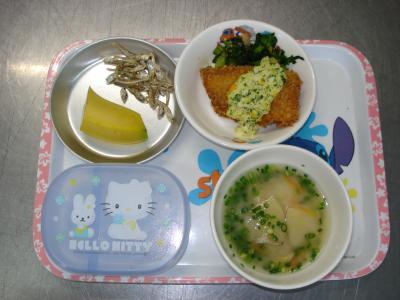 魚のフライ☆ゴマ和え☆みそ汁★イリコ・バナナ