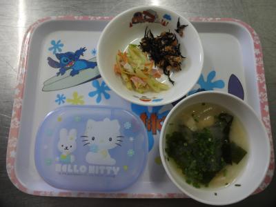 ひじき納豆☆マカロニサラダ☆味噌汁