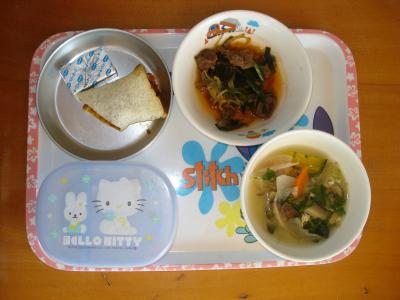 レバニラ炒め☆チーズ☆田舎汁★ツナカレートースト