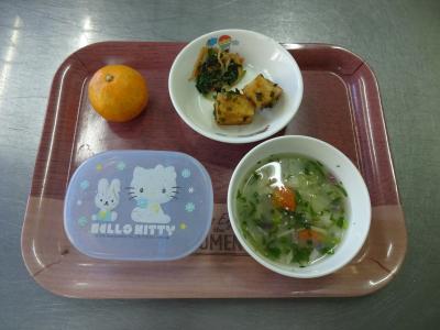 高野豆腐の甘辛揚げ☆ゴマ和え☆味噌汁☆みかん