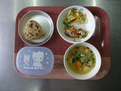 生姜焼き☆コールスローサラダ☆味噌汁★玄米おにぎり