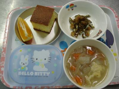 大豆とイリコの磯風味揚げ☆すいとん汁☆オレンジ★マヨチーズケーキ