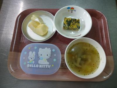 簡単キッシュ☆野菜スープ☆果物