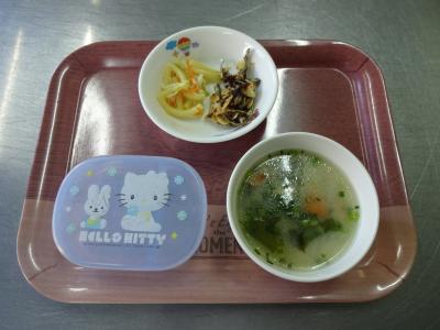 アーモンドフィッシュ☆マカロニサラダ☆味噌汁