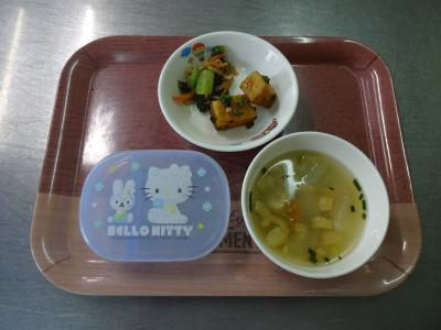 高野豆腐の揚げ煮☆ゴマ和え☆味噌汁