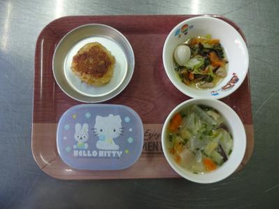 八宝菜☆味噌汁☆みかん★おやき