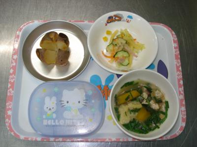 マカロニサラダ☆すいとん汁★じゃがバター
