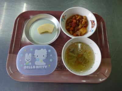 ポークビーンズ☆野菜スープ☆りんご