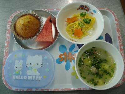 七夕サラダ☆鶏肉と野菜の味噌汁☆スイカ★キラキラマドレーヌ