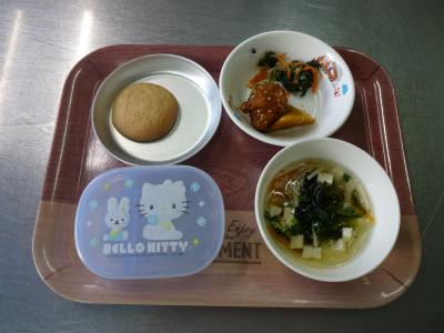 鶏とさつま芋の甘辛揚げ☆おひたし☆すまし汁★丸ボーロ