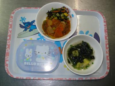 魚のカレーあんかけ☆ひじきの和え物☆味噌汁
