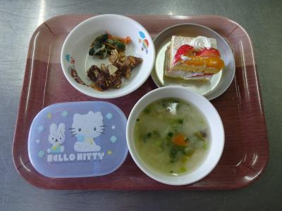 レバーのアーモンド和え☆ゴマ和え☆味噌汁★クリスマスケーキ
