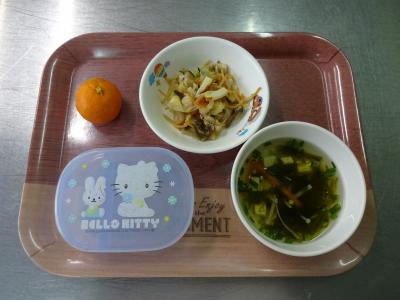 かたやきそば☆すまし汁☆果物