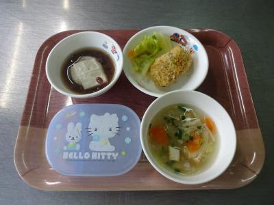 コロッケ☆蒸し野菜☆味噌汁★ぜんざい