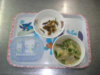 大豆とイリコの磯風味☆豚汁