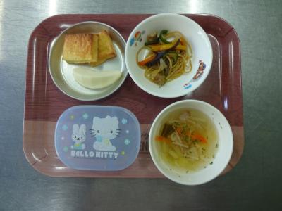 インディアンスパゲティー☆野菜スープ☆果物★フレンチトースト