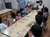 食改善推進員の方も一緒にみんなで会食。とってもおいしかったです。